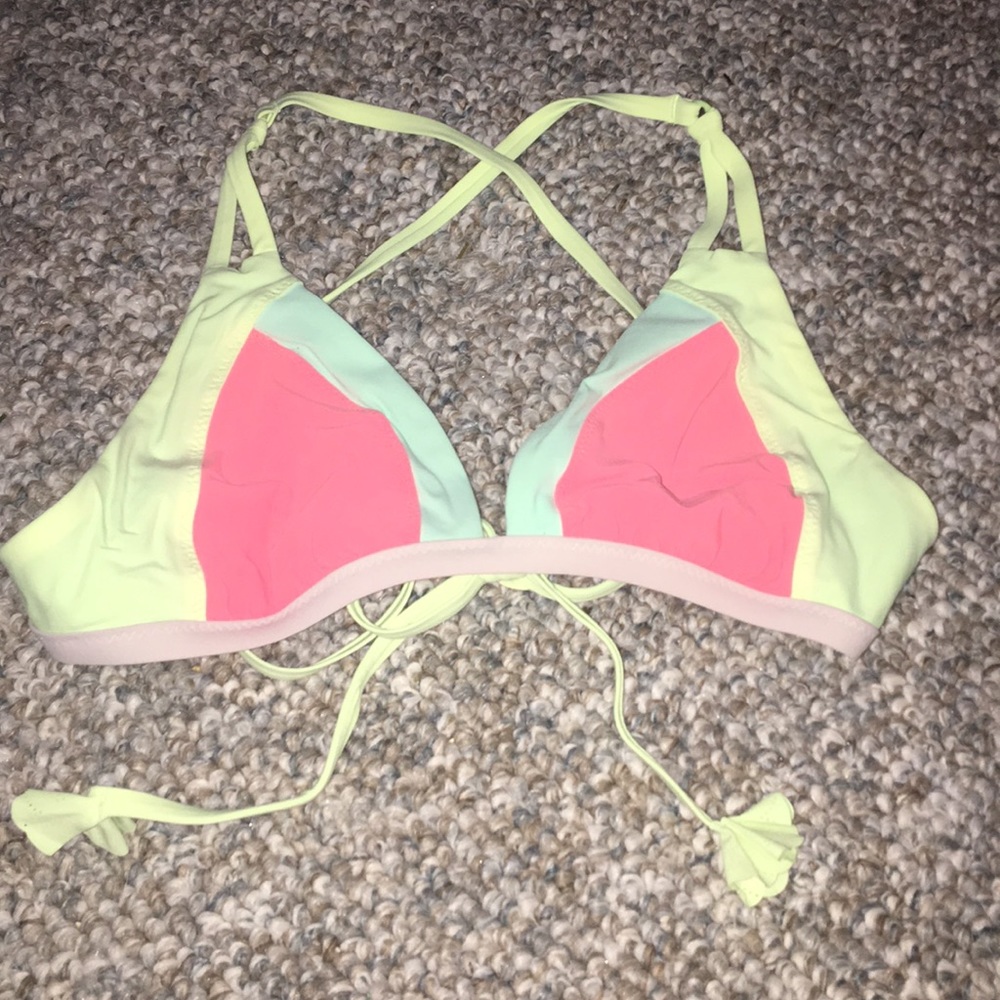 Lululemon bikini top